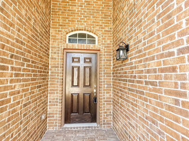 9505 Cypress Lake Drive, Fort Worth, TX 76036