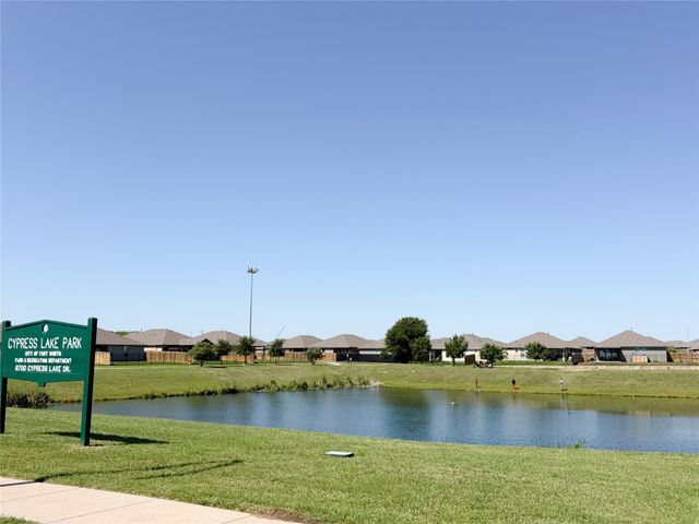 9505 Cypress Lake Drive, Fort Worth, TX 76036