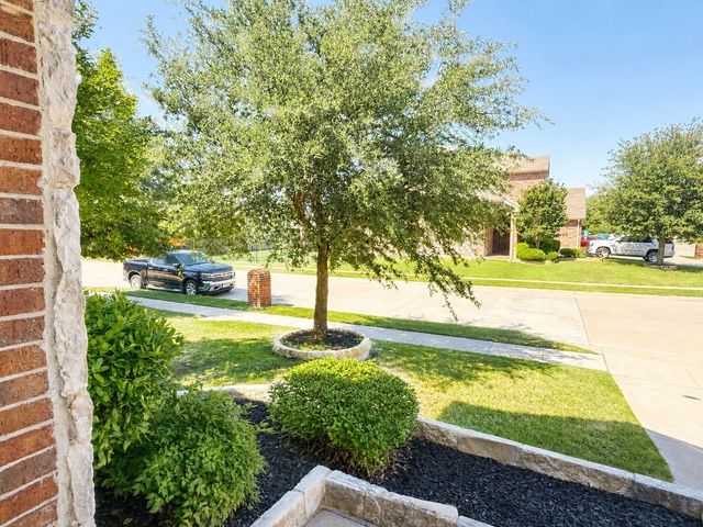 9505 Cypress Lake Drive, Fort Worth, TX 76036