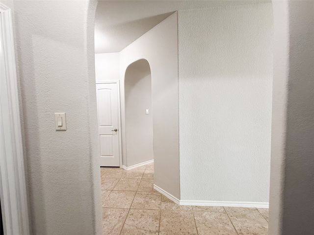 9505 Cypress Lake Drive, Fort Worth, TX 76036