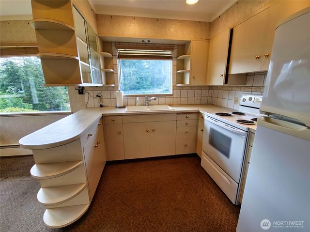411 Gale, Hoquiam, WA 98550