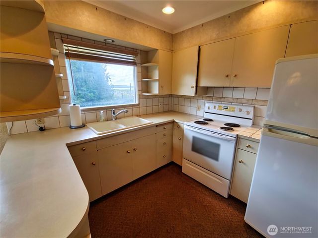 411 Gale, Hoquiam, WA 98550