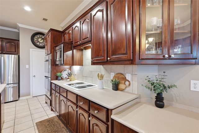 216 Mill Crossing W, Colleyville, TX 76034