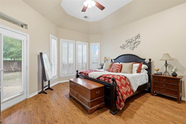 216 Mill Crossing W, Colleyville, TX 76034