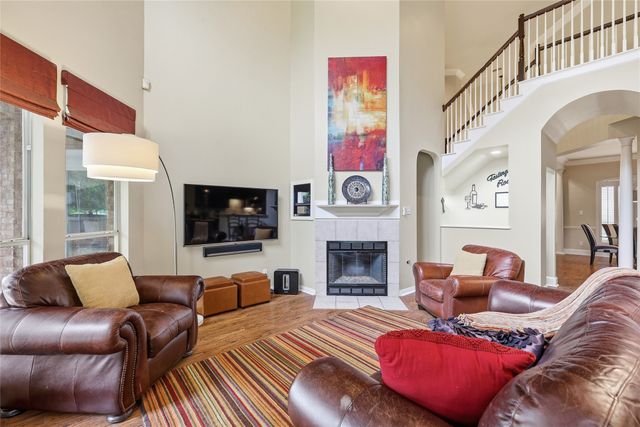 216 Mill Crossing W, Colleyville, TX 76034