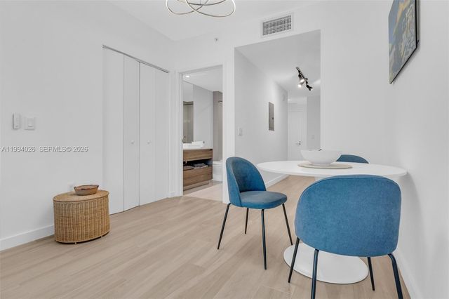 1100 S Miami Ave 3605, Miami, FL 33130