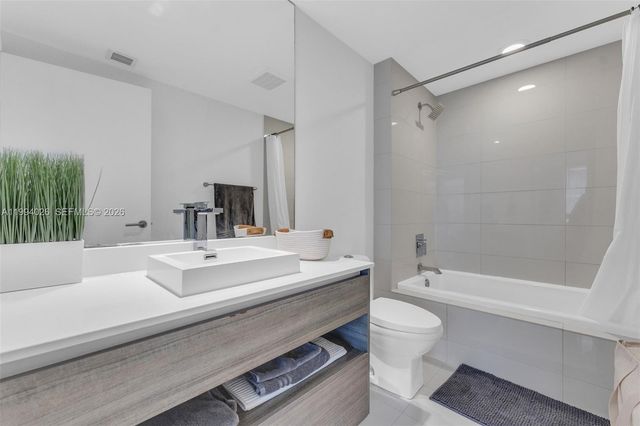 1100 S Miami Ave 3605, Miami, FL 33130