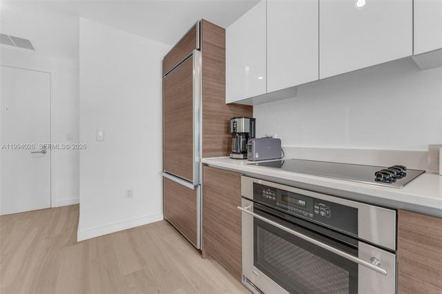 1100 S Miami Ave 3605, Miami, FL 33130