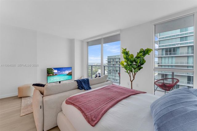 1100 S Miami Ave 3605, Miami, FL 33130