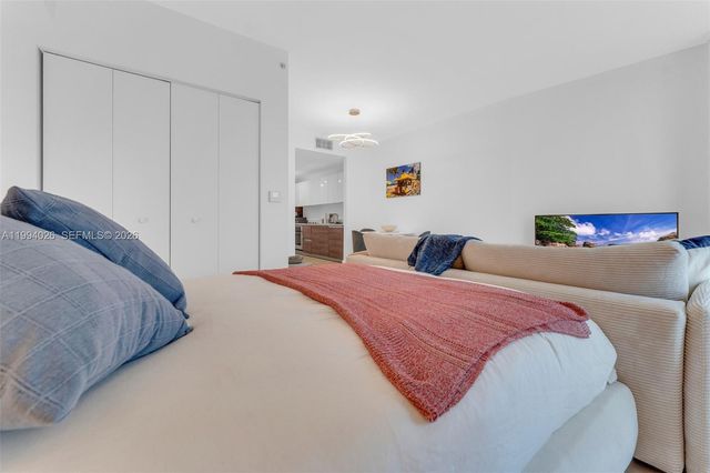 1100 S Miami Ave 3605, Miami, FL 33130