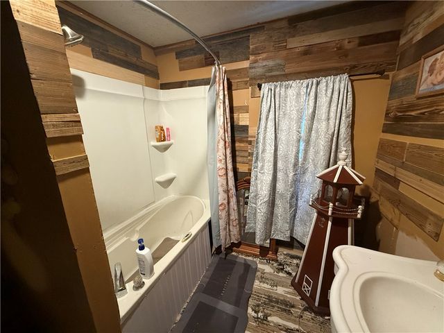 5830 County Route 8, Wheeler, NY 14809