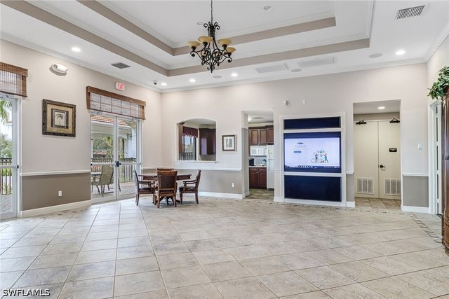 15454 Summit Place CIR 125, Naples, FL 34119