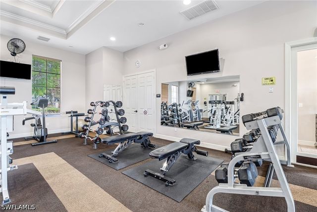 15454 Summit Place CIR 125, Naples, FL 34119