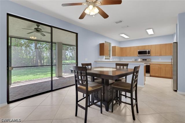 15454 Summit Place CIR 125, Naples, FL 34119