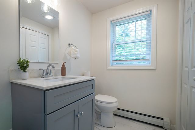 4 Wilder Rd, Leominster, MA 01453