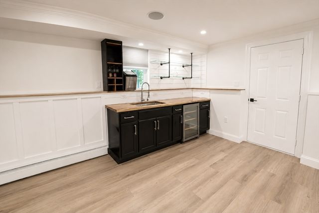 4 Wilder Rd, Leominster, MA 01453