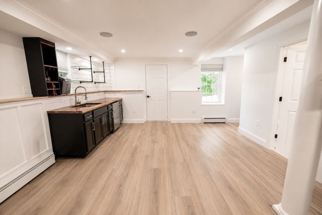 4 Wilder Rd, Leominster, MA 01453