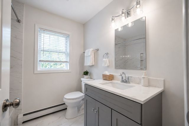 4 Wilder Rd, Leominster, MA 01453