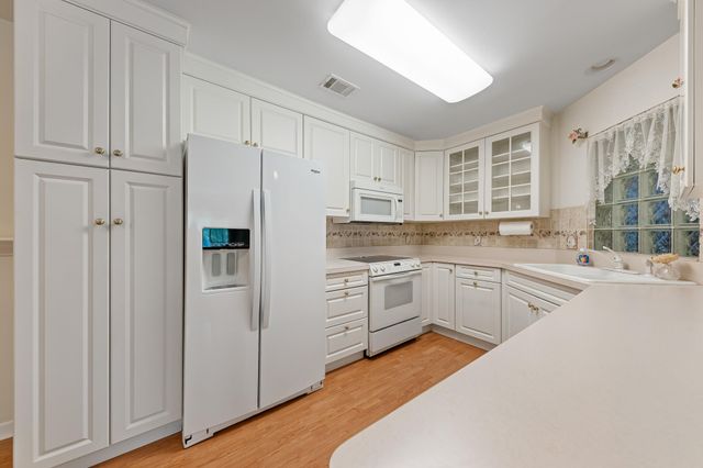 2629 Georgetowne Drive A1, Highland, IN 46322