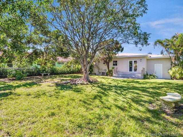 1231 N 16th Ct, Hollywood, FL 33020