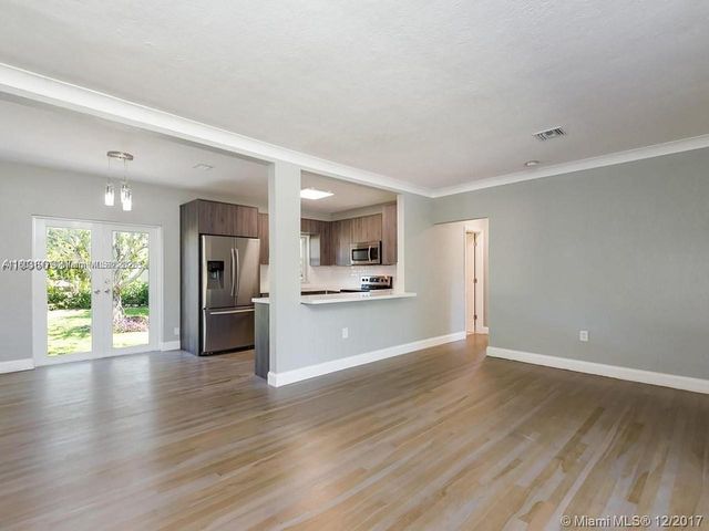 1231 N 16th Ct, Hollywood, FL 33020