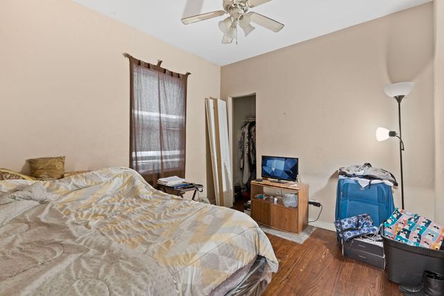 1727 E 83rd Place, Chicago, IL 60617