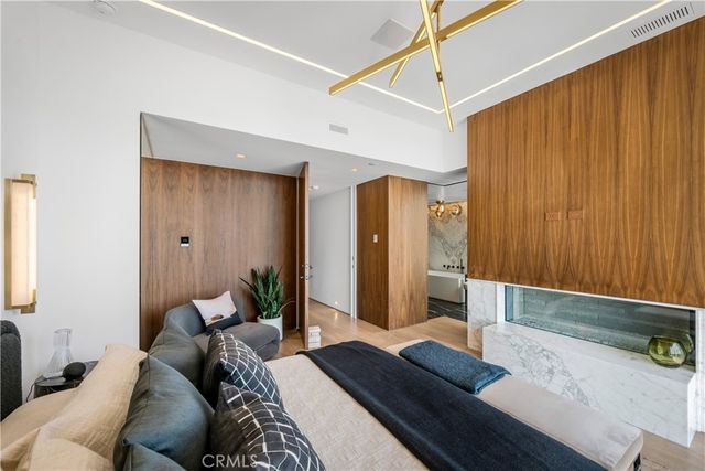 2516 Ocean Boulevard, Corona Del Mar, CA 92625