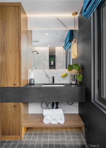 2516 Ocean Boulevard, Corona Del Mar, CA 92625