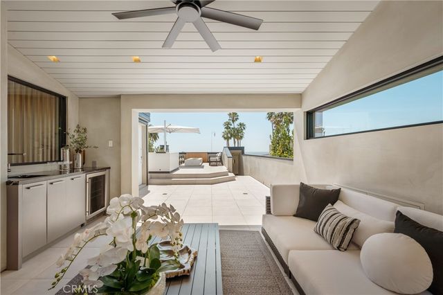2516 Ocean Boulevard, Corona Del Mar, CA 92625