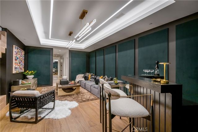 2516 Ocean Boulevard, Corona Del Mar, CA 92625