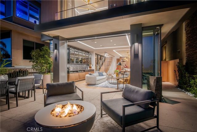 2516 Ocean Boulevard, Corona Del Mar, CA 92625