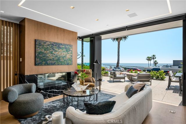 2516 Ocean Boulevard, Corona Del Mar, CA 92625