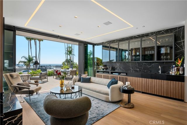 2516 Ocean Boulevard, Corona Del Mar, CA 92625