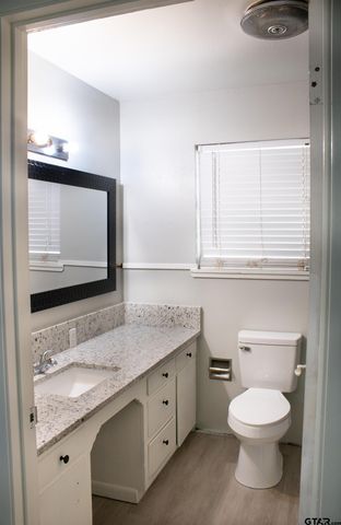 1307 E Main, Whitehouse, TX 75791