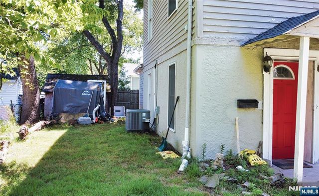 186 School Street, Northvale, NJ 07647