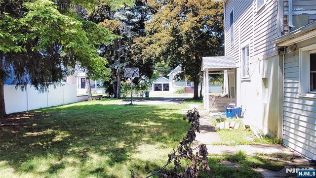 186 School Street, Northvale, NJ 07647