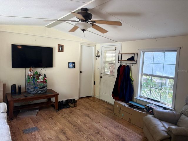 10541 SE 127TH LANE, Belleview, FL 34420