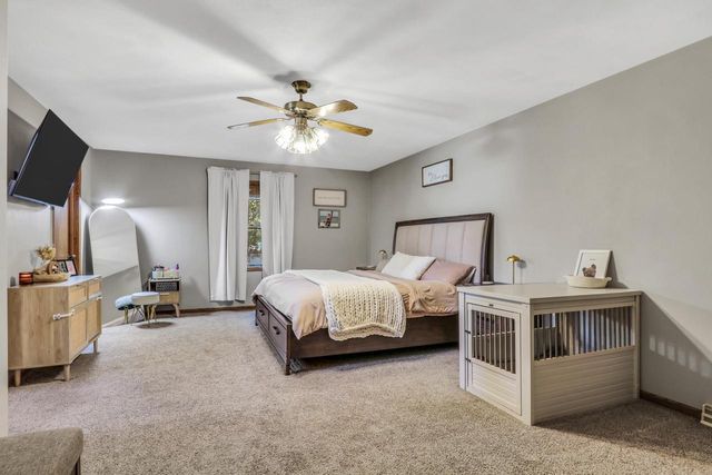 2311 E Lorena DRIVE, Beloit, WI 53511