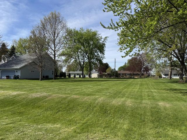 2311 E Lorena DRIVE, Beloit, WI 53511
