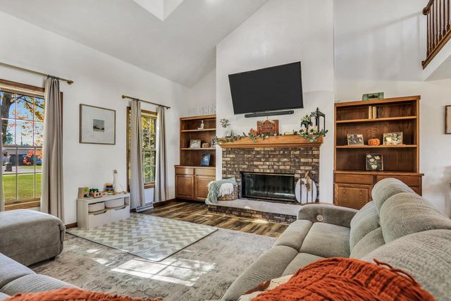 2311 E Lorena DRIVE, Beloit, WI 53511