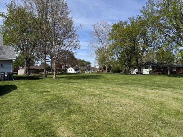 2311 E Lorena DRIVE, Beloit, WI 53511