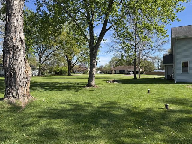 2311 E Lorena DRIVE, Beloit, WI 53511