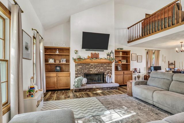 2311 E Lorena DRIVE, Beloit, WI 53511