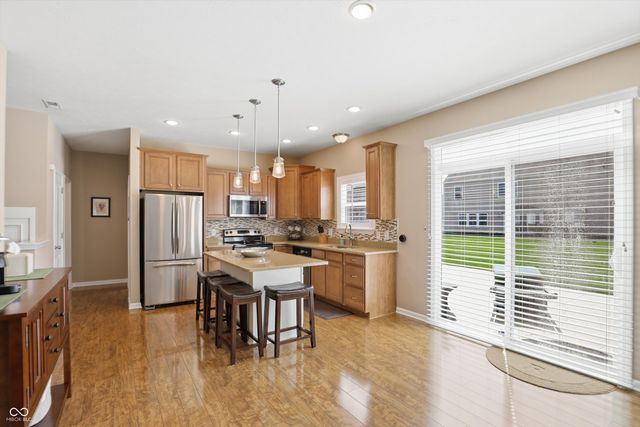 1293 Blue Haven Way, Greenwood, IN 46143