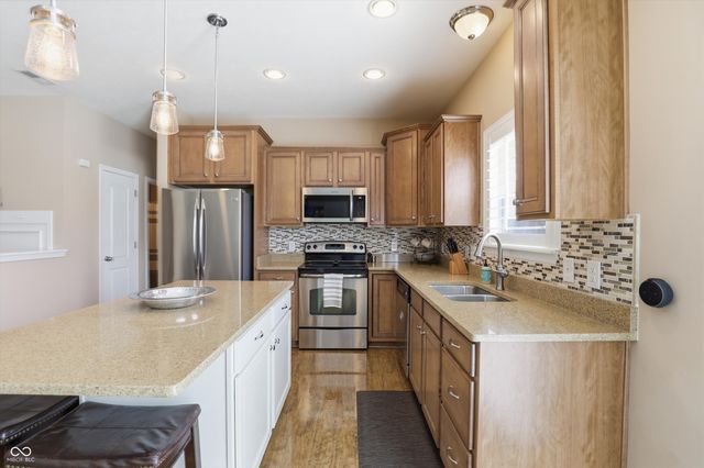 1293 Blue Haven Way, Greenwood, IN 46143