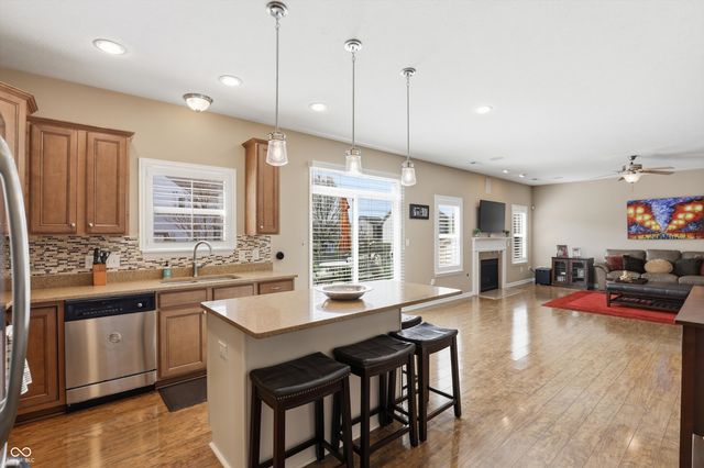 1293 Blue Haven Way, Greenwood, IN 46143