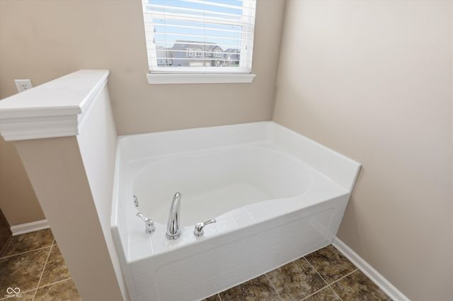 1293 Blue Haven Way, Greenwood, IN 46143