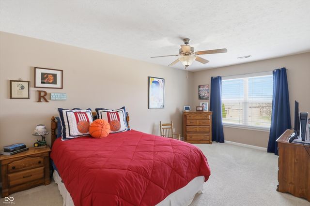 1293 Blue Haven Way, Greenwood, IN 46143