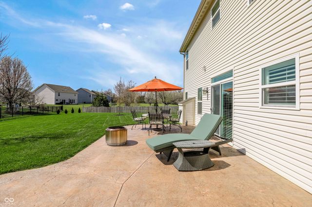 1293 Blue Haven Way, Greenwood, IN 46143