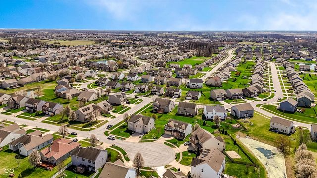 1293 Blue Haven Way, Greenwood, IN 46143